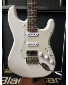 Donner Seeker Stratocaster in White