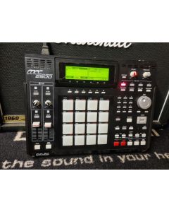 Akai MPC2500 Music Production Centre