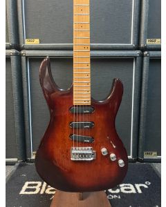Vantage MIK Super Strat - Transparent Red
