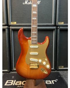 Squier 40th Anniversary Gold Edition Stratocaster - Sienna Burst