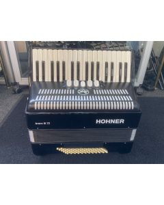 Hohner Bravo III 72 Bass Piano Accordion