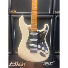 Johnny Roadhouse Music - Fender Nile Rodgers Signature Hitmaker