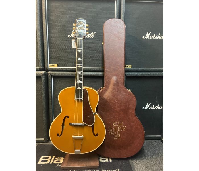 Johnny Roadhouse Music - Epiphone Masterbilt Century Deluxe Classic