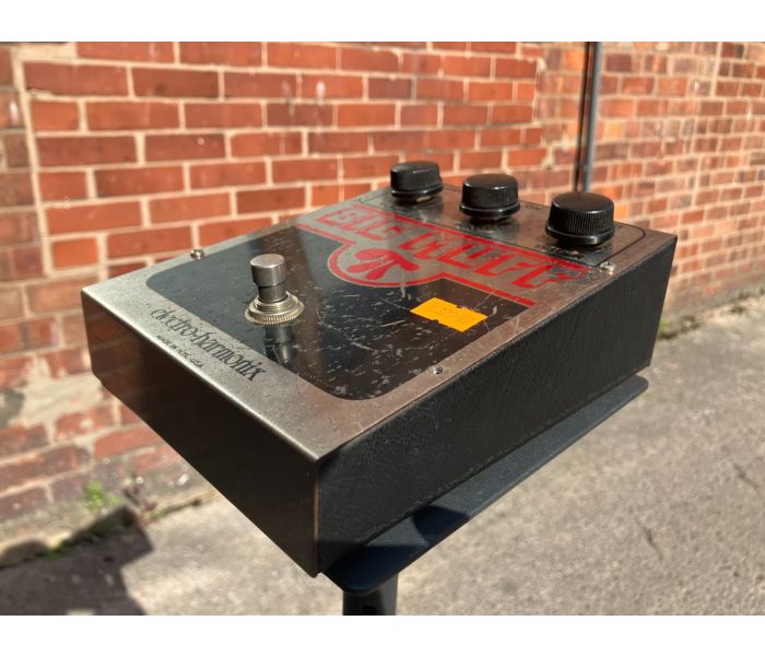 Electro-Harmonix BIG MUFF V3 ① Big Muff V3 🎸 🎛 Unbiased Sound Review