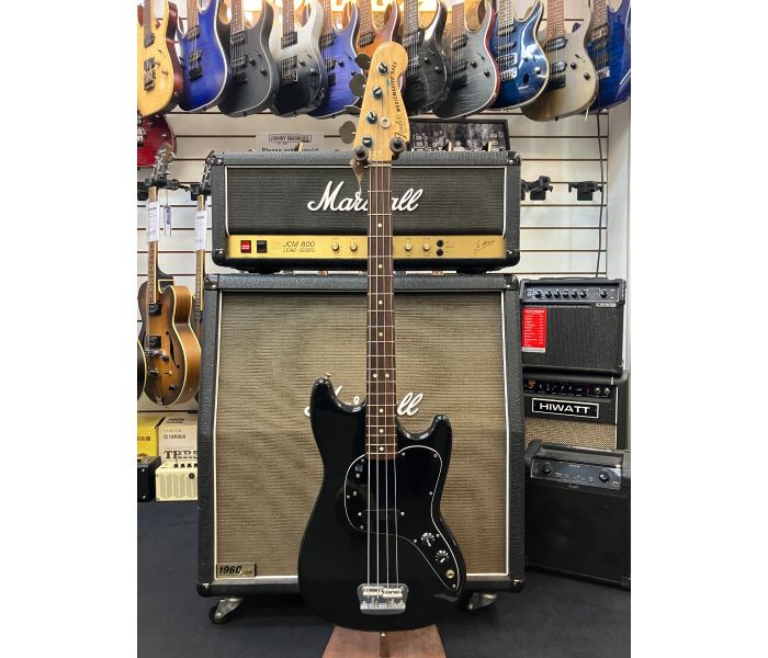 Johnny Roadhouse Music - Fender Musicmaster Bass 1979