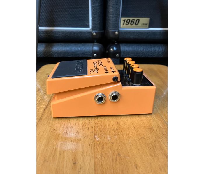 Johnny Roadhouse Music - Boss DS-2 Turbo Distortion