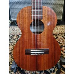 Kamaka HF-3 Hawaiian Tenor Ukulele w/Case (Pre-Owned)