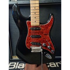 C&L Tribute Series Legacy Strat in Black