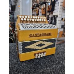 Castagnari Vintage Melodeon w/Case (Pre-Owned)