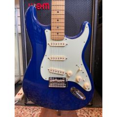 Fender Deluxe Stratocaster MIM Sapphire Blue Transparent (Pre-Owned)