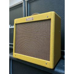 Fender Pro Junior IV 15-Watt 1x10" Guitar Combo