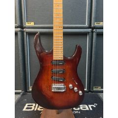 Vantage MIK Super Strat - Transparent Red