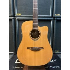Lag Tramontane T400DCE Electro-Acoustic Dreadnought Guitar