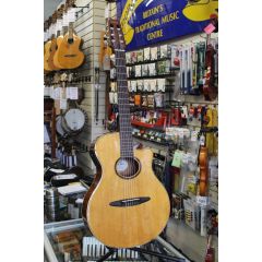 Yamaha APX-5NA Thinline Electro-Acoustic Cutaway Nylon / Classical Guitar