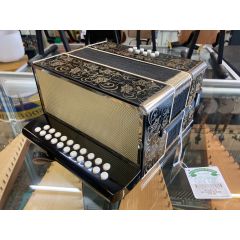 East German Melodeon (Pre-Owned)
