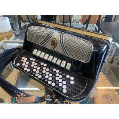 Hohner Maestro IV Button Accordion (Pre-Owned)