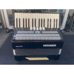 Hohner Bravo III 72 Bass Piano Accordion
