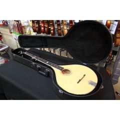 Ozark Banjola with Hard Case